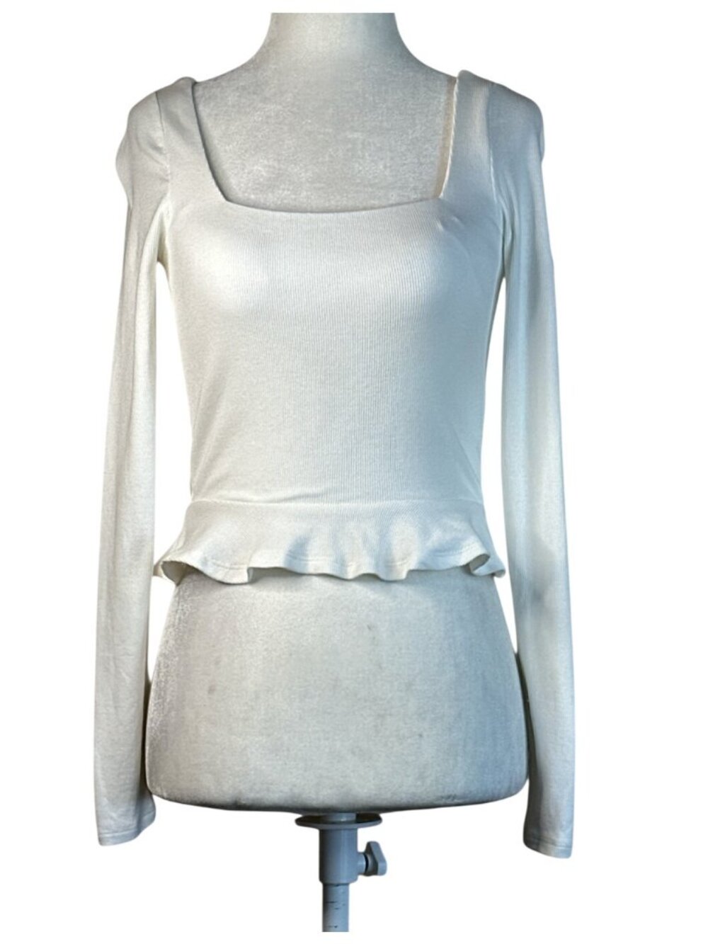 superdown Priscilla Ribbed Top in White X-Small New Womens Long Sleeve Blouse - Picture 4 of 9